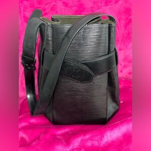 Authentic Louis Vuitton Epi Sack Depaule PM